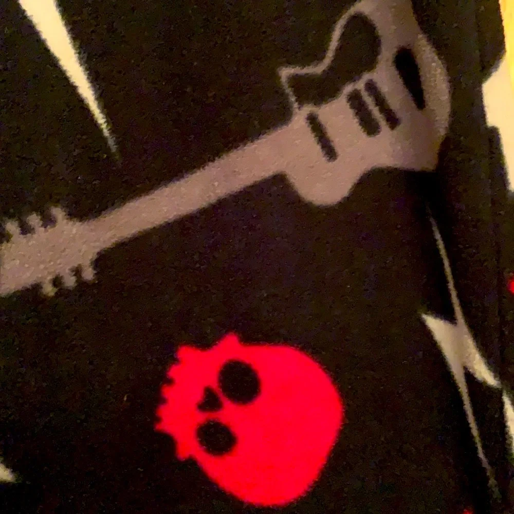Boy’s size 6 fleece pajama pants black red gray skull electric guitar lightning